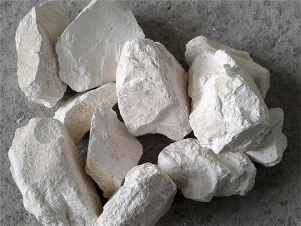 氧化鈣不能和哪些物質(zhì)混用？具體原因分析